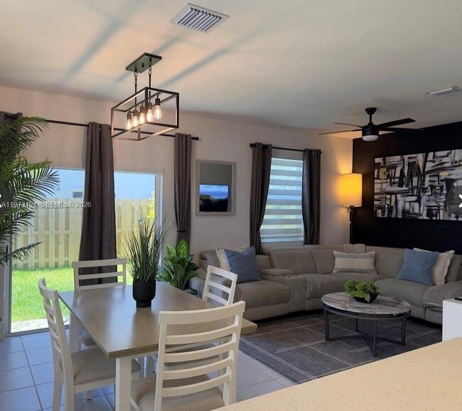 Building Photo - 16220 SW 288th Terrace