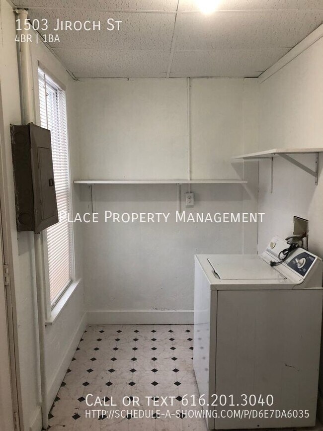 Foto del edificio - 1503 Jiroch - Large 4-bedroom in Muskegon