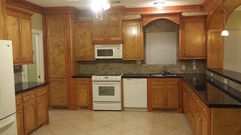 Foto principal - 8615 Sweetbrush Dr