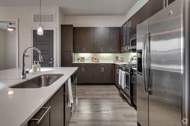 2BR, 2BA - 1,094SF - Mezzo Kirby Med Center