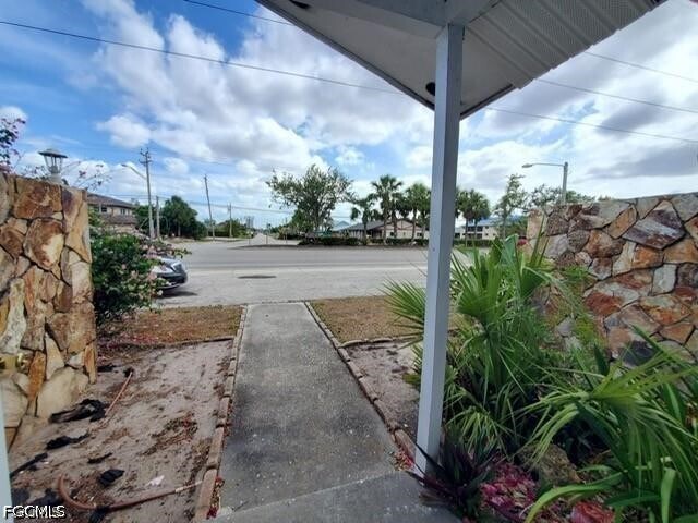 Building Photo - 257 Cape Coral Pkwy E