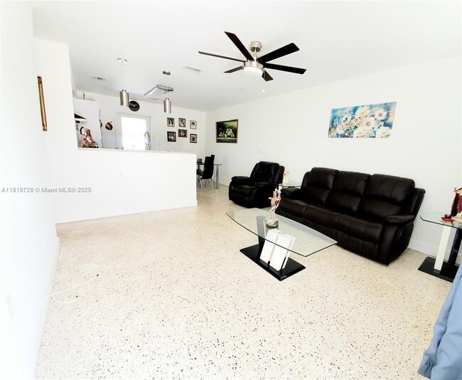 Building Photo - 55 SW 77th Ave