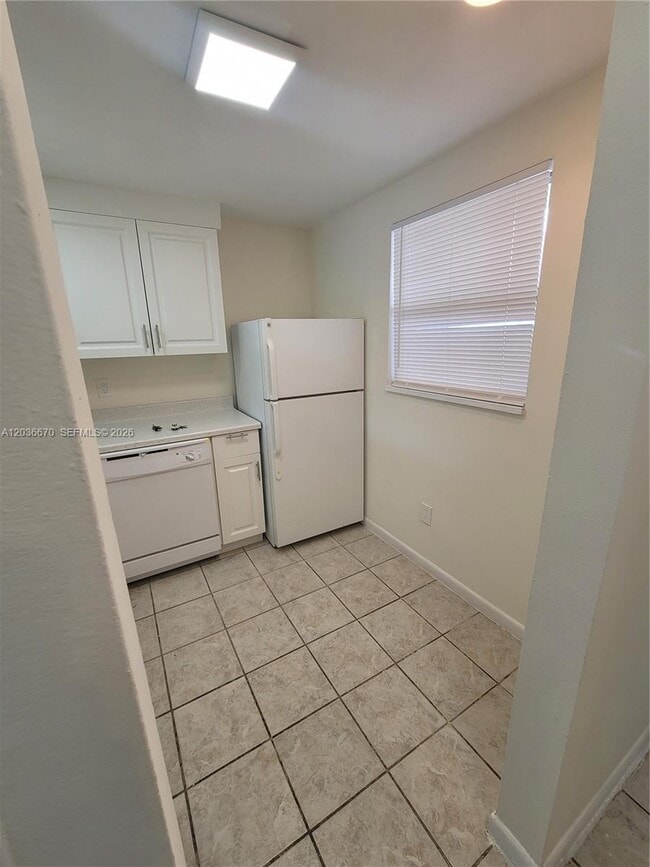 Foto del edificio - 2800 NW 56th Ave