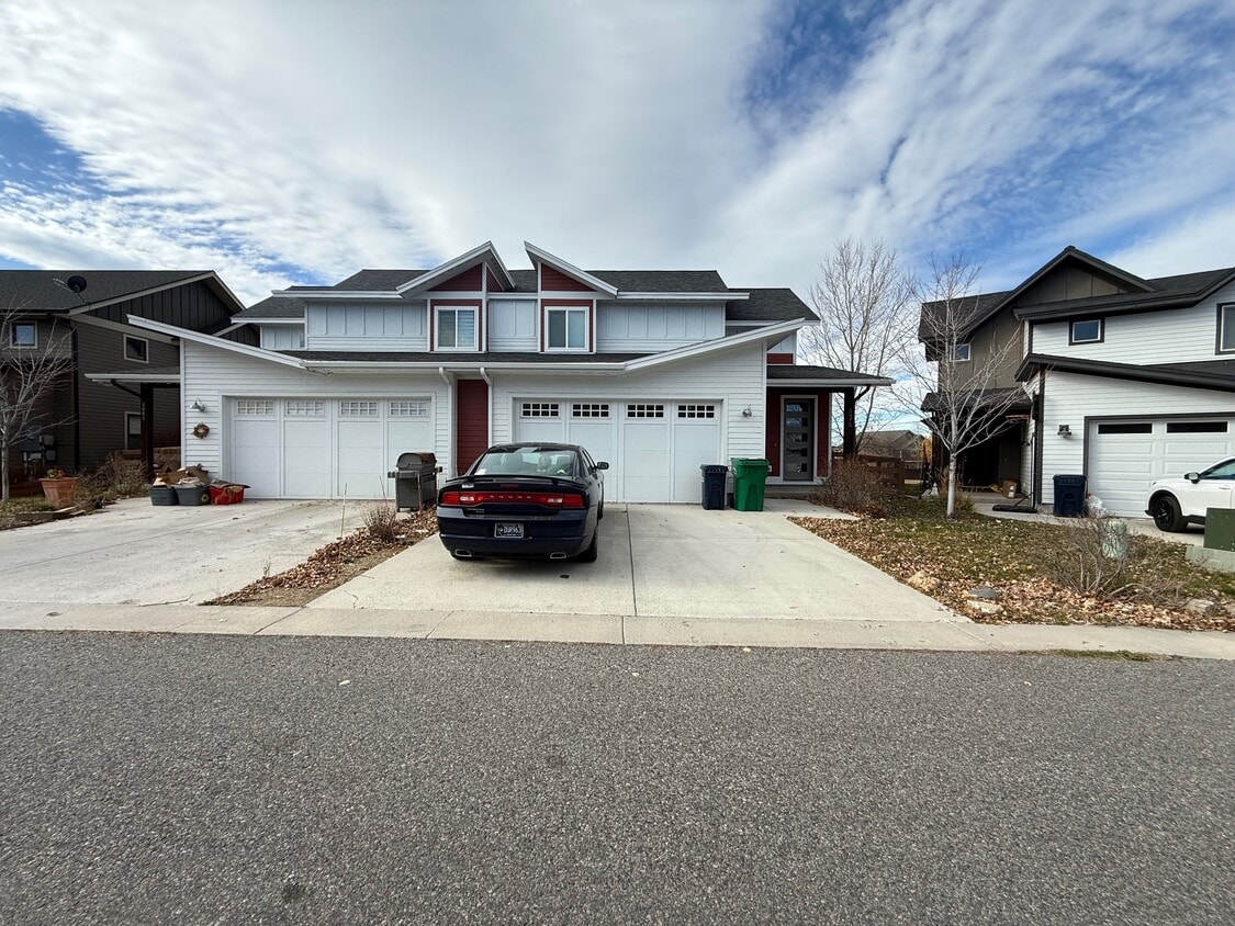 Foto principal - 5475 Vermeer Ln