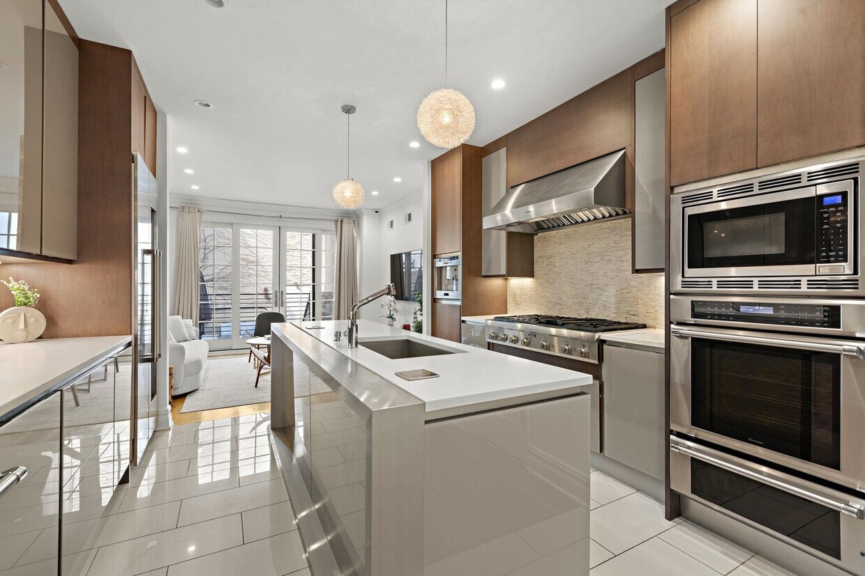 Foto principal - 526 Hudson St