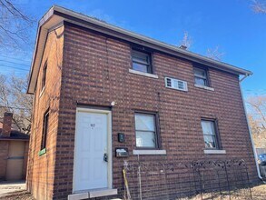 Building Photo - 1127 S 7th St