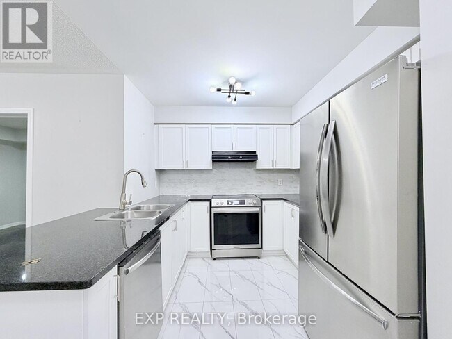 Building Photo - 60 Mendelssohn St