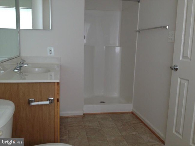 Building Photo - 209 Merrill Ct