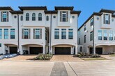 Foto principal - 16019 Morgan St