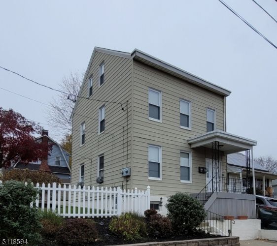 144 Maplewood Ave, Clifton, NJ 07013 Room for Rent in Clifton, NJ