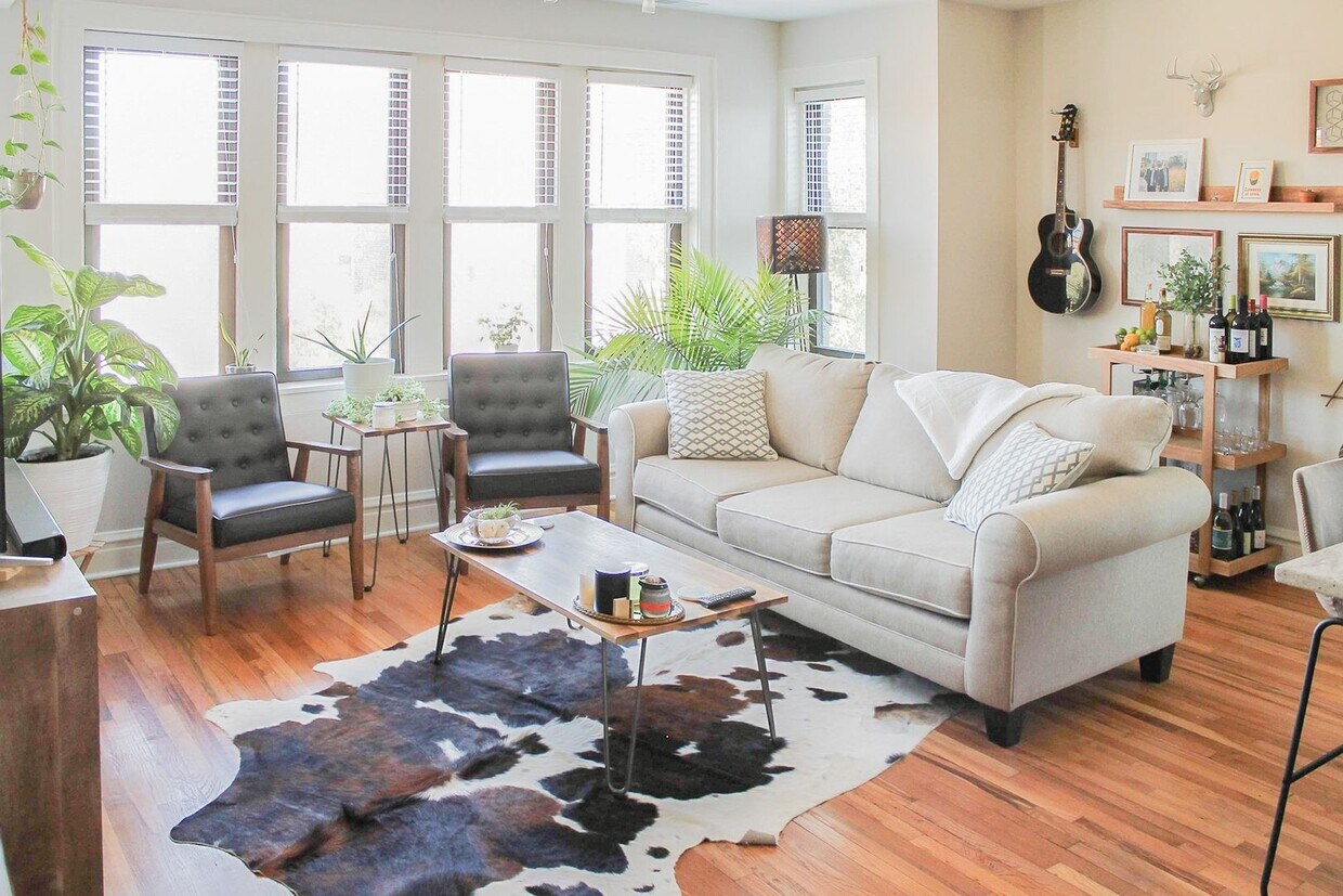 Foto principal - 2235 W Wilson Ave