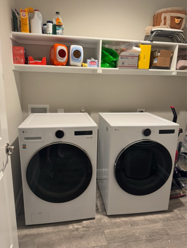 Building Photo - 16032 Farringdon St