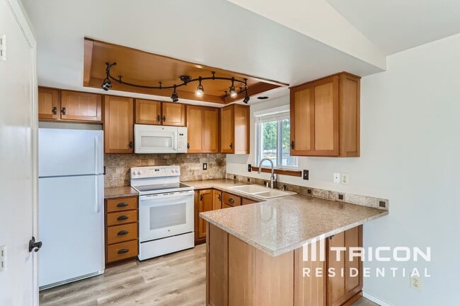 Foto del edificio - 27514 Country Pl NW