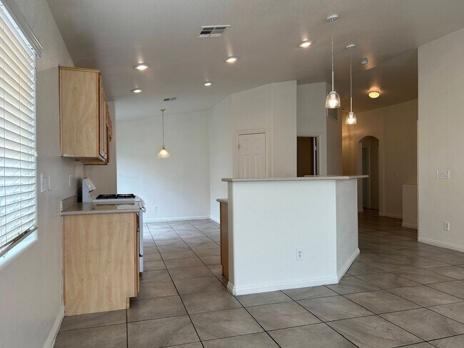Building Photo - 6120 Alderley Ct