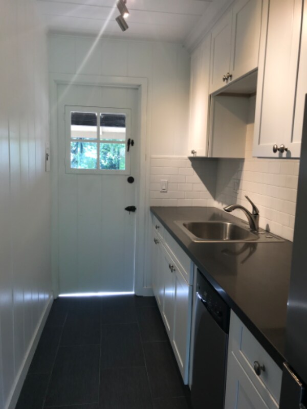 Foto del edificio - 3220 Fairpoint St