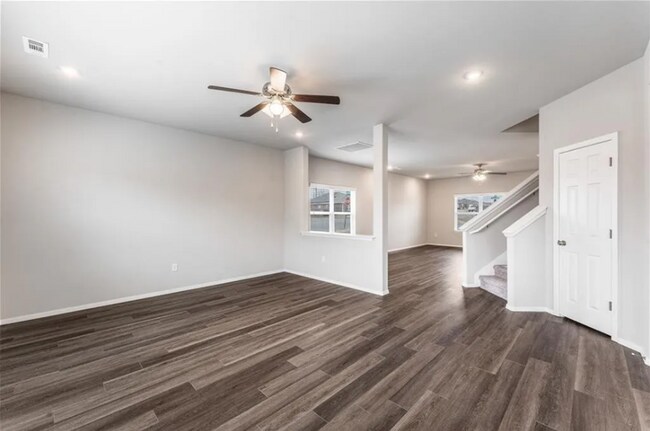 Foto del edificio - Comfort & Space in Bentonville – 4Bedroom ...