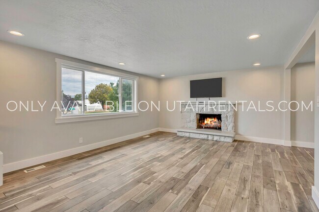 Foto del edificio - 336 E 6930 S