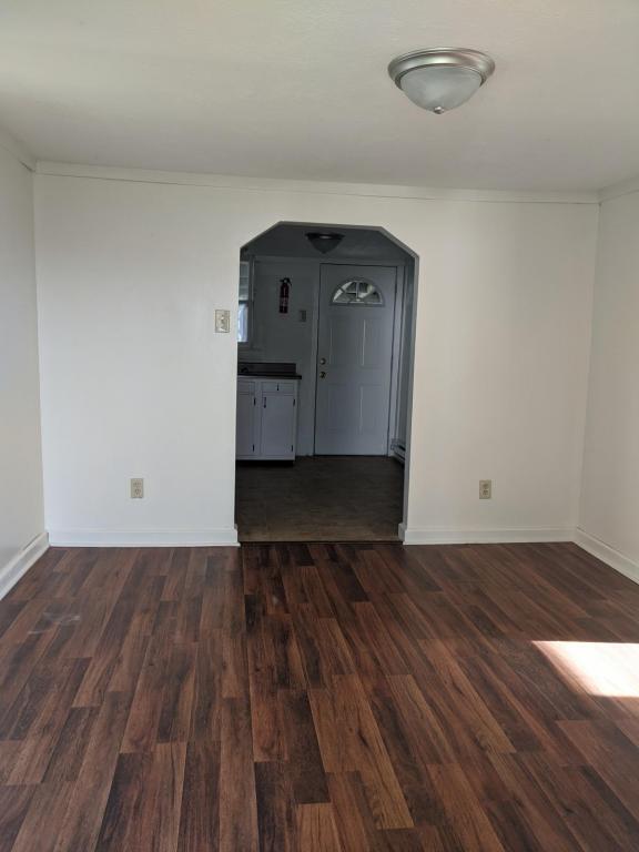 1023 S Delphos Apt 4 House for Rent in Kokomo, IN