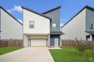 Building Photo - 10209 Ashville Dr