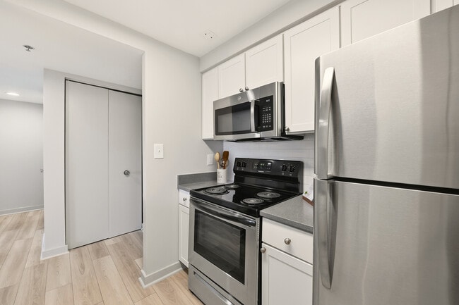 Building Photo - Cortland Landmark