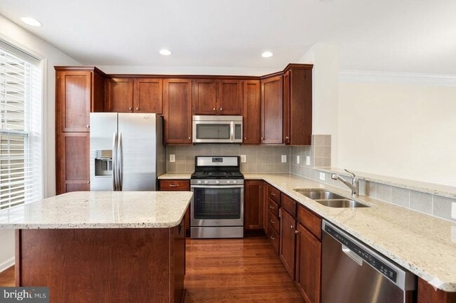 Building Photo - 43140 Whelplehill Terrace