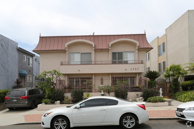 Building Photo - 1737 Glendon Ave
