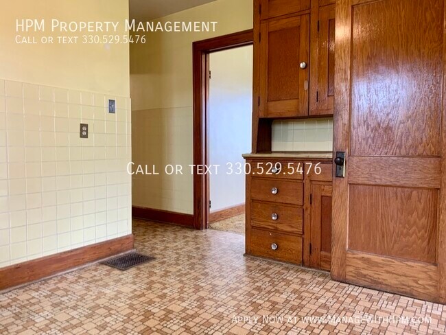 Building Photo - Rittman Area
