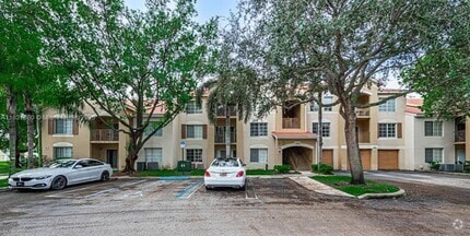 Building Photo - 4220 San Marino Blvd