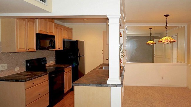 Building Photo - 8931 Gaylord Dr