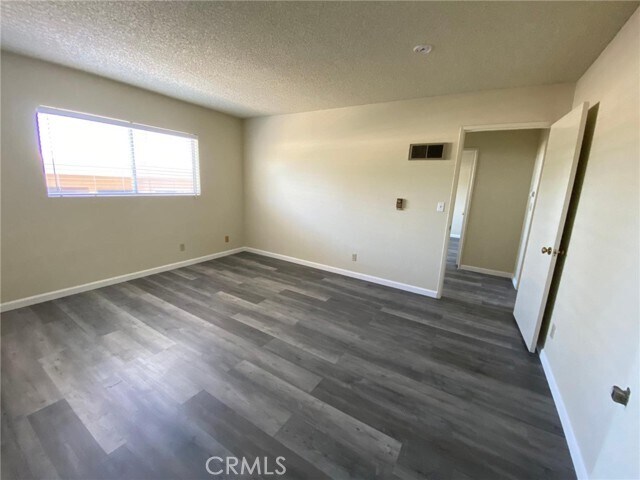 Foto del edificio - 3127 Bagley Ave