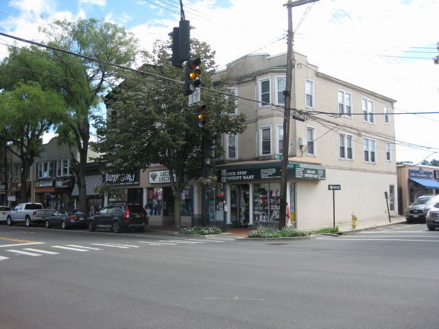 Primary Photo - 2 Green St