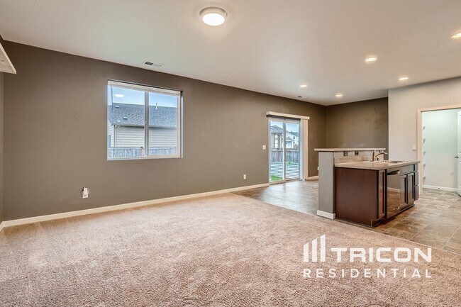 Foto del edificio - 19416 21st Ave Ct E