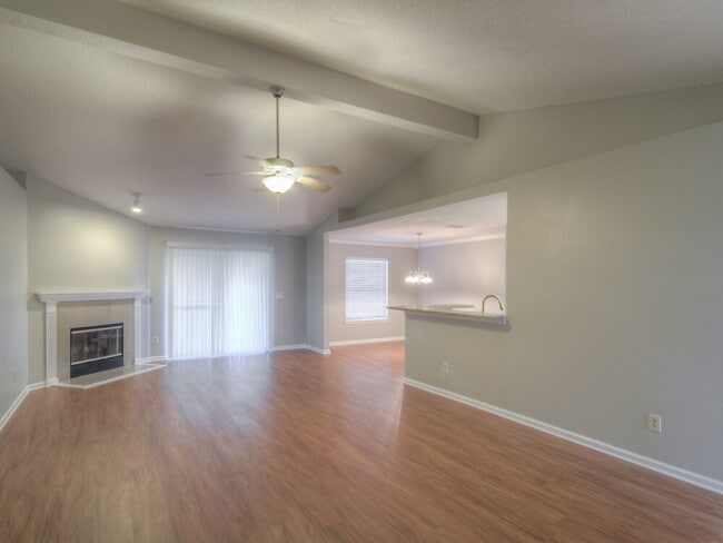 Foto del edificio - 552 Sparrow Branch Cir