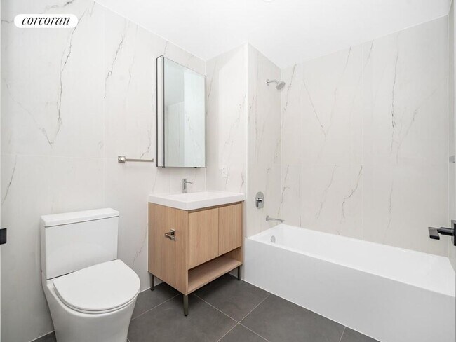 Foto del edificio - 1054 41st St