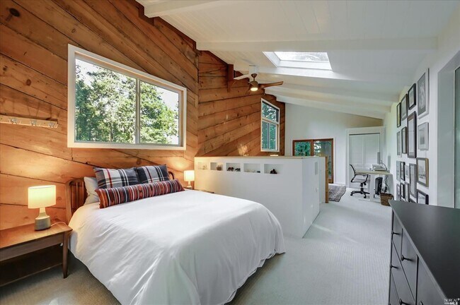 Foto del edificio - 806 Edgewood Ave