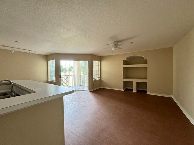 Foto del edificio - Two Bedroom Two Bath  Condo available for ...