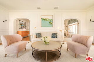 Foto del edificio - 1424 N Crescent Heights Blvd