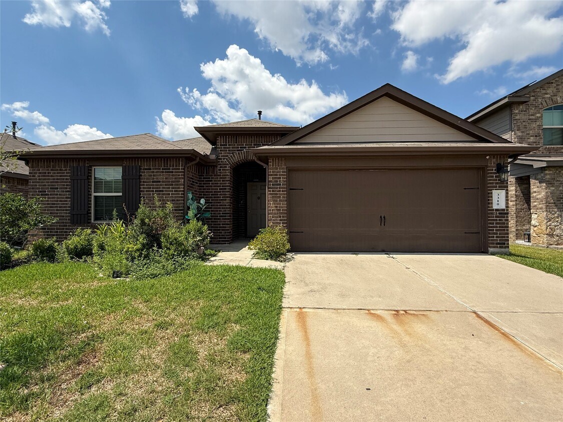 Foto principal - 3310 Sumac Dr