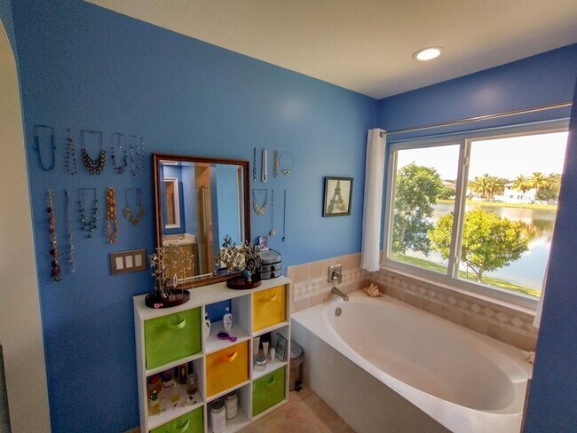 Foto del edificio - 4857 Victoria Cir