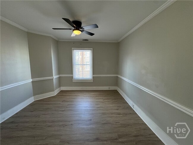 Building Photo - 1112 E Anderson St