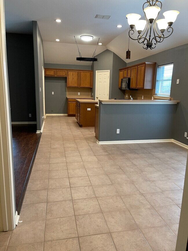 Foto del edificio - 110 Hackamore Ln