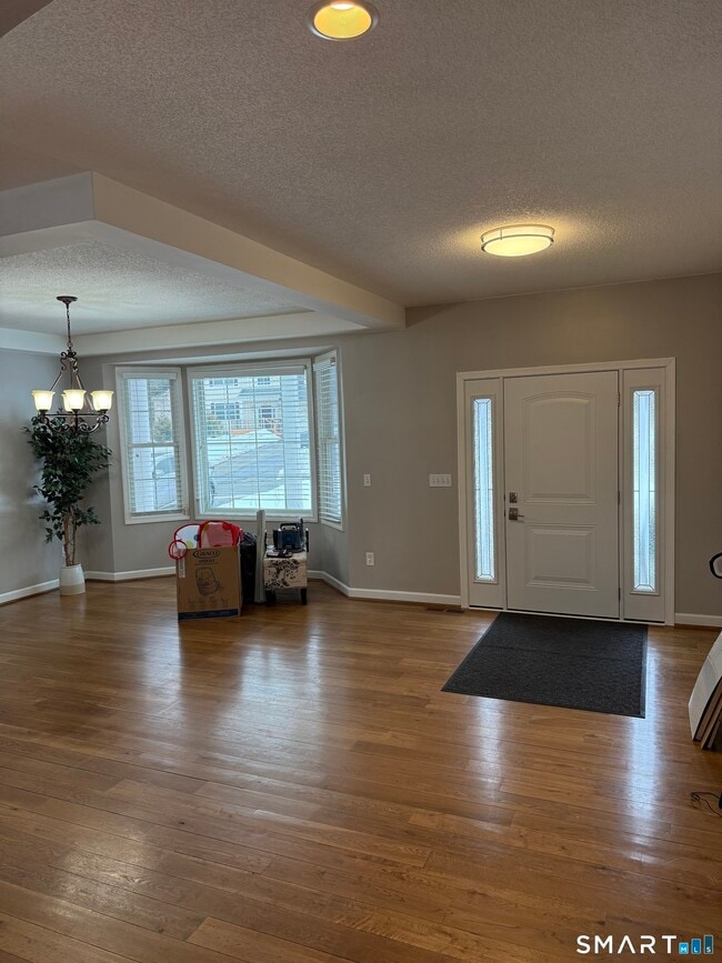 Foto del edificio - 104 Valley View Rd