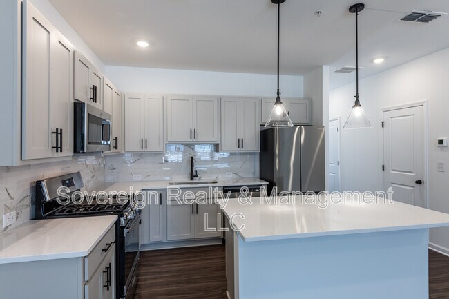 Foto del edificio - 5542 Highland St