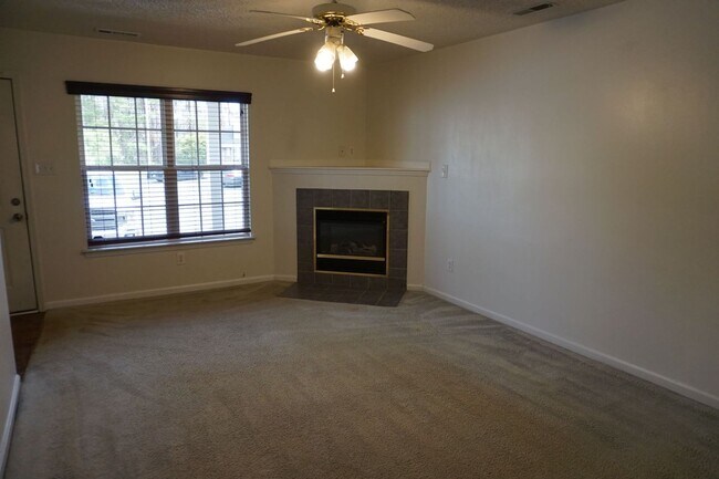 Foto del edificio - 2 Bedroom 2.5 Bathroom Townhome located in Marsh Oaks
