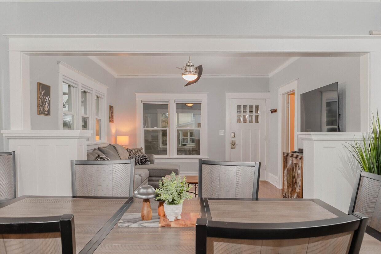 Foto principal - 714 Jefferson St