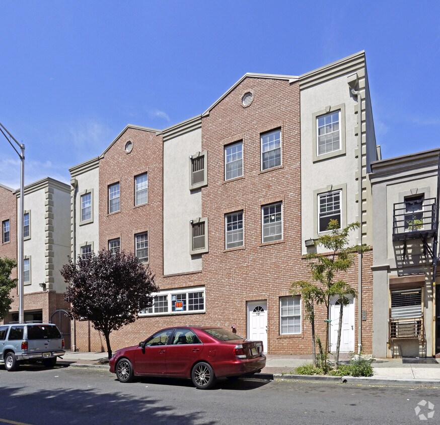 Foto del edificio - 104 1st St