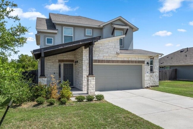 Building Photo - 121 Emerald Pass