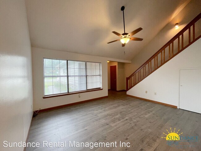 Foto del edificio - 2 br, 2 bath House - 1010-C Pineview Boule...