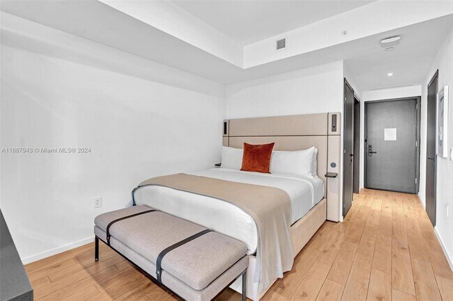 Foto del edificio - 398 NE 5th St