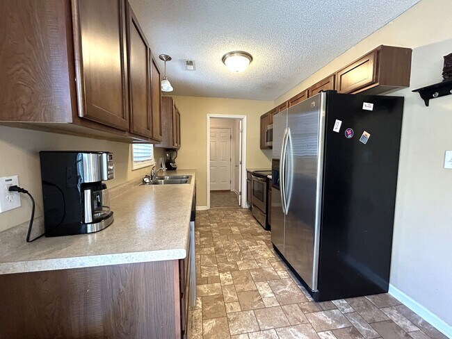 Foto del edificio - Welcome to Rockford Forest!